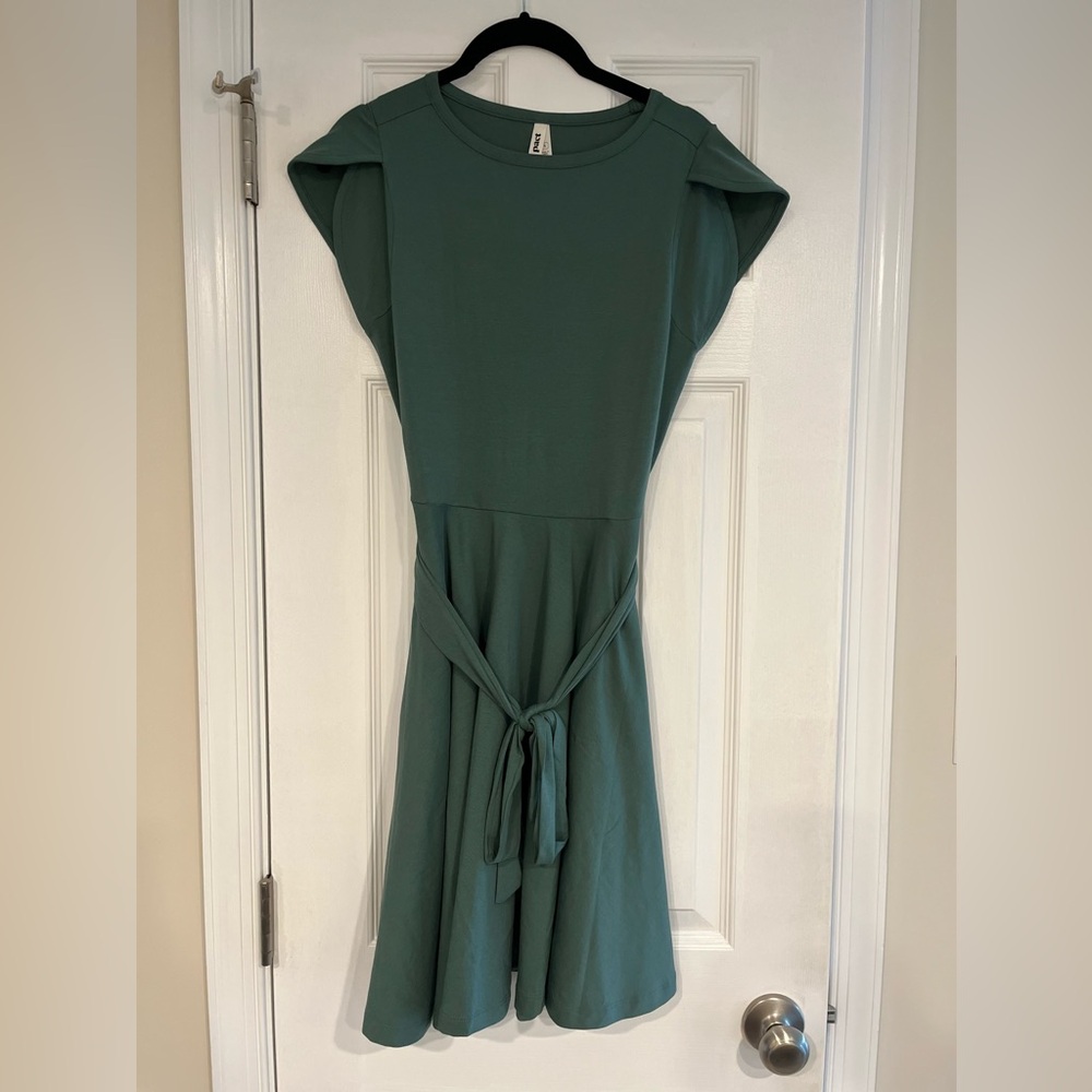 NEW Pact Women's Dark Forest Fit & Flare Petal Sleeve Dress, Size Small